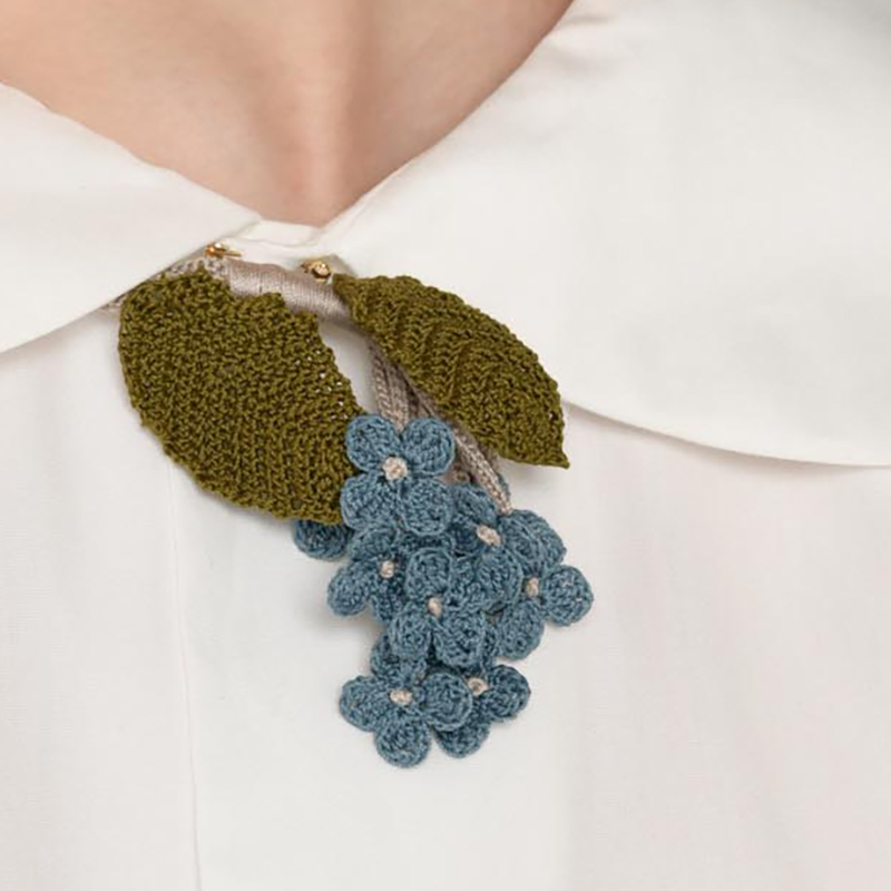 〈レシピ〉小さな花束のピアスとブローチ