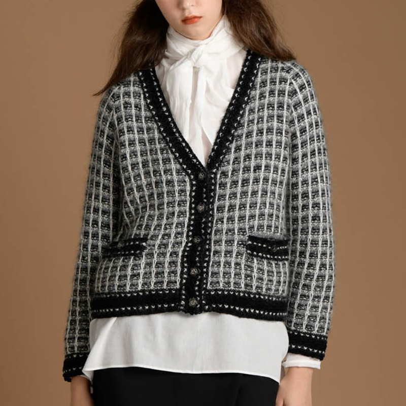 〈レシピ〉モノトーンのカーディガン