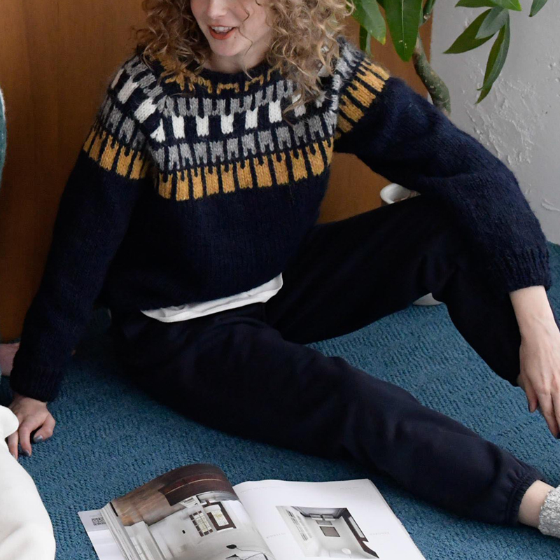 〈レシピ〉紺の編み込みラグランプルオーバー［S］