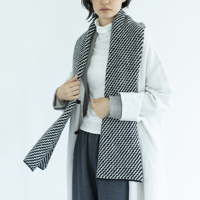 〈レシピ〉斜めストライプのシックなマフラー