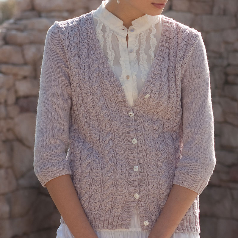 〈レシピ〉ケーブル模様の七分袖カーディガン