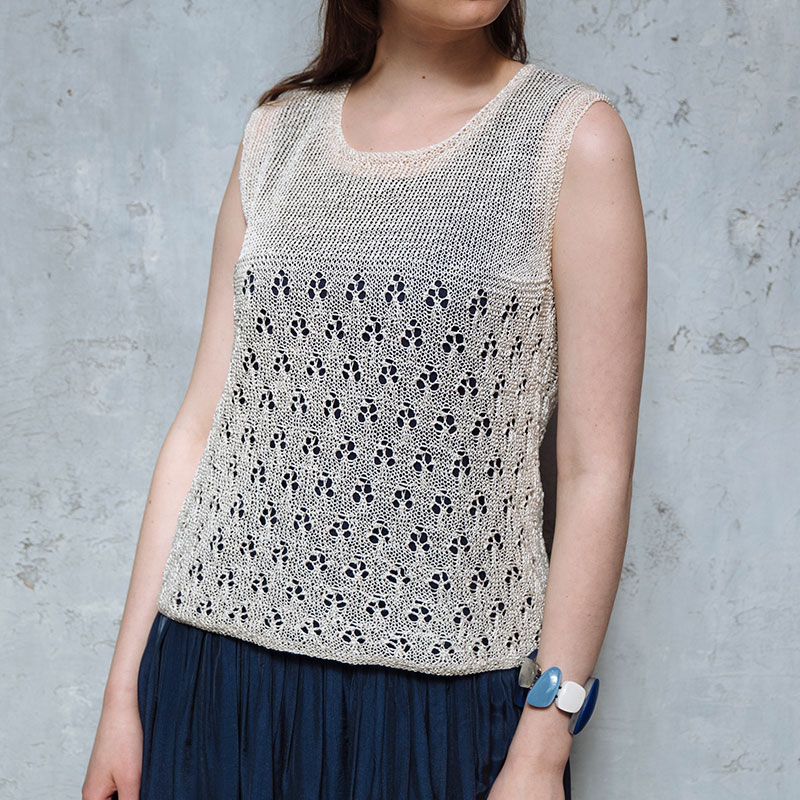 〈レシピ〉透かし模様のノースリーブセーター