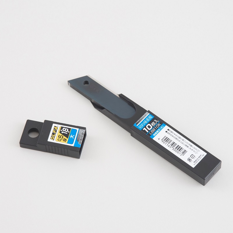 カッター替刃（10枚入り）