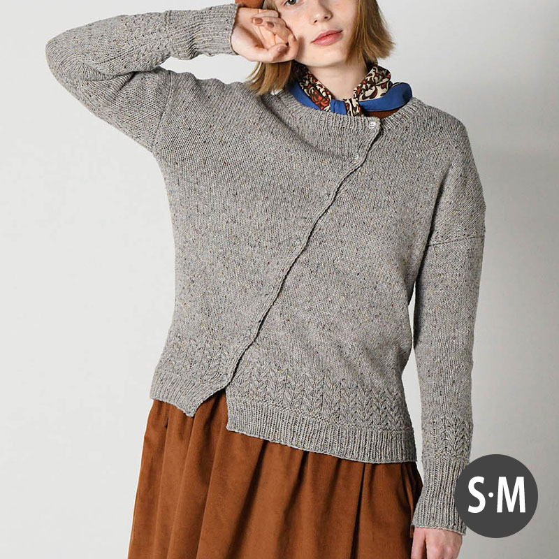 〈糸セット〉斜めあきのカーディガン［S・M］