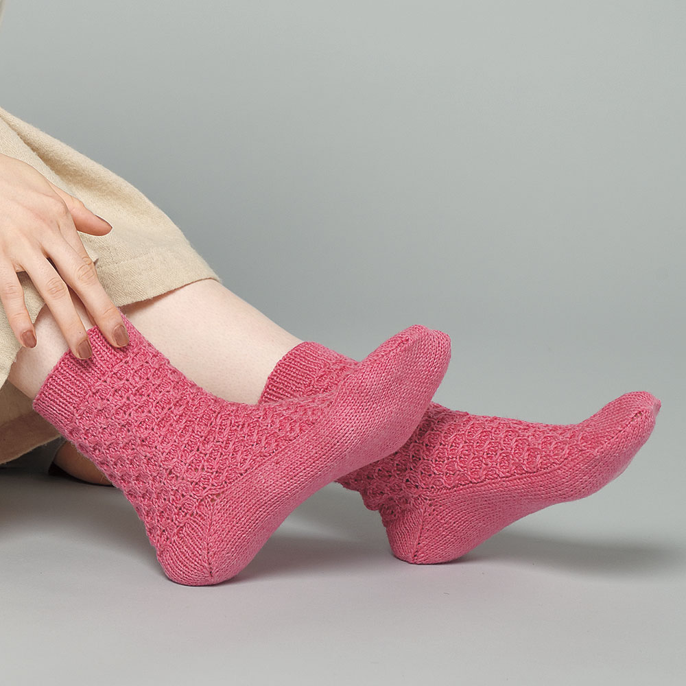 〈糸セット〉バブルガムピンクの靴下