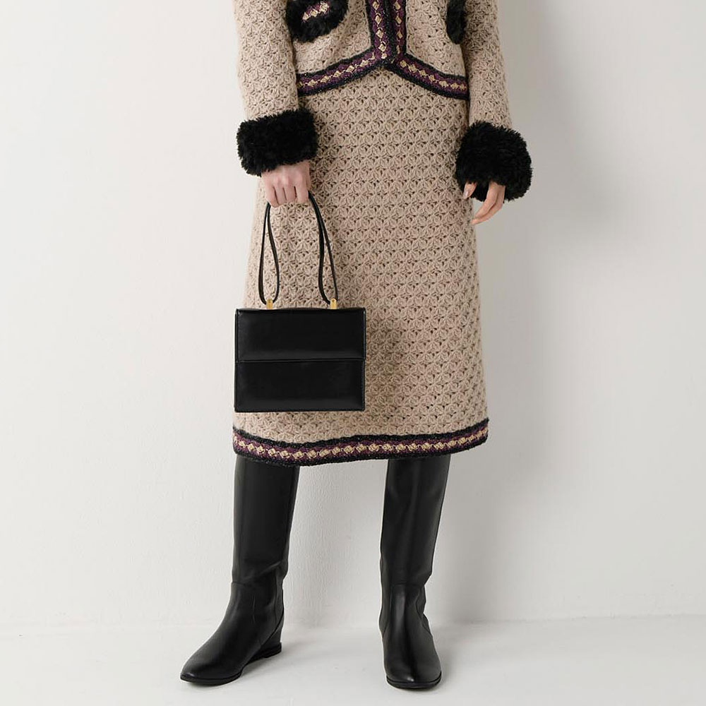 〈糸セット〉ベージュのスカート