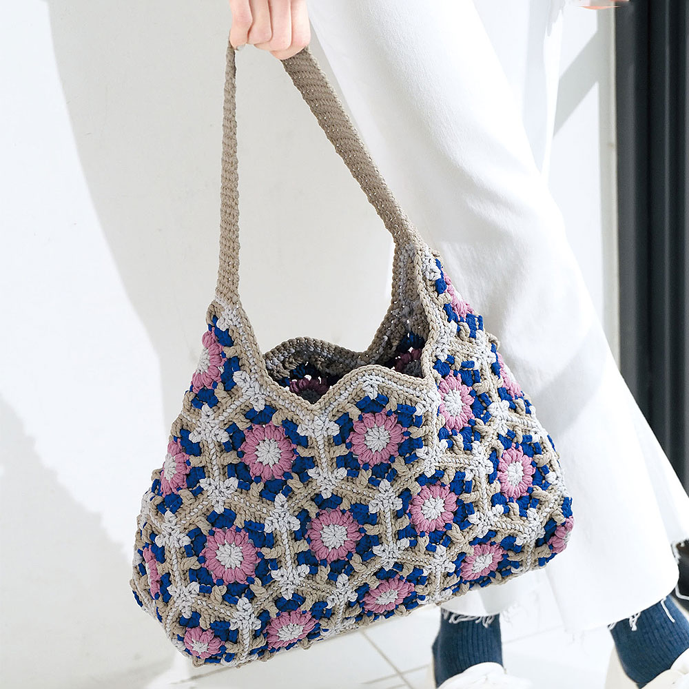 〈糸セット〉チーフつなぎのバッグ