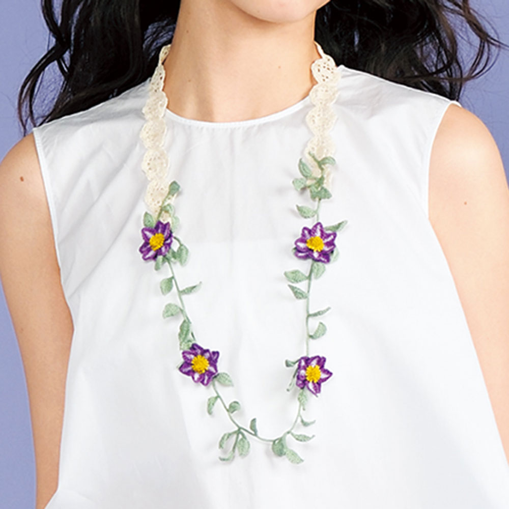 〈糸セット〉クレマチスのネックレス