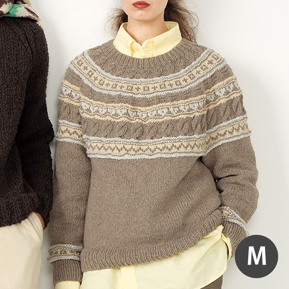 〈糸セット〉編み込み模様となわ編みの丸ヨークプルオーバーM