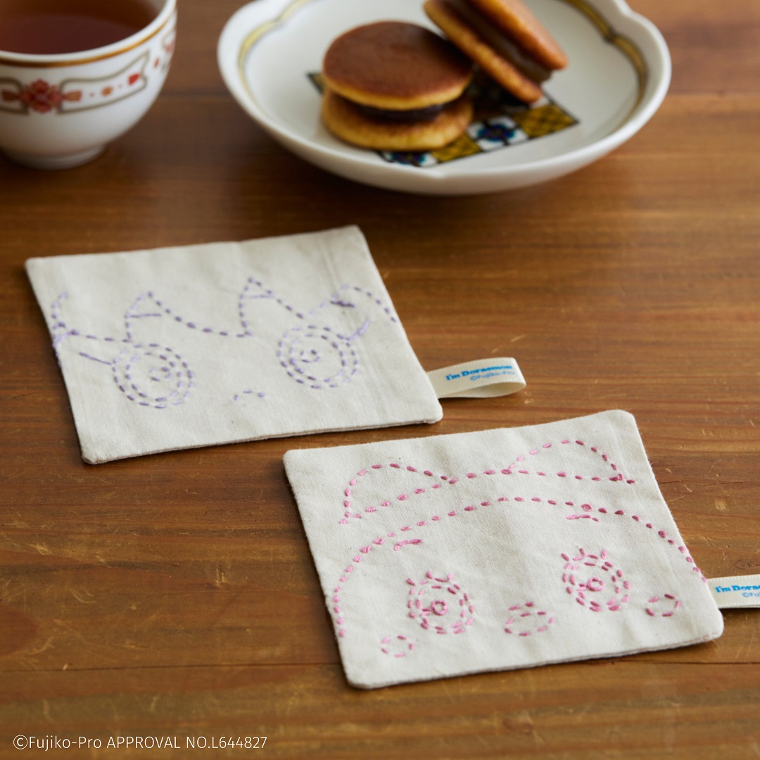 I’m Doraemon 和の伝統柄刺し子小もの 花格子・桜（コースター）