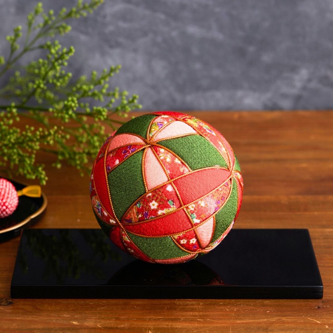 京ちりめん きめこみ花てまり（赤）