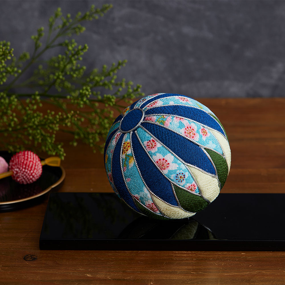 京ちりめん木目込てまり（水色）