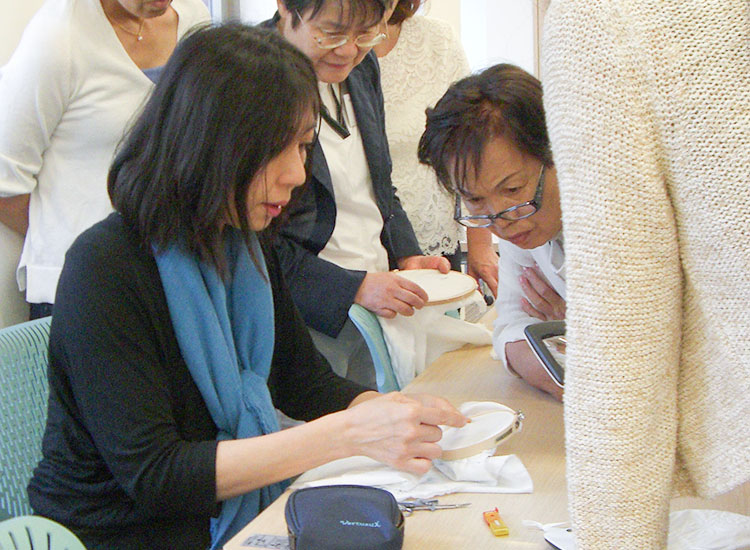 3つのスペシャル・ワークショップ開催 その２　中山久美子ジェラルツ監修　中川真澄　『美しいブティ制作』