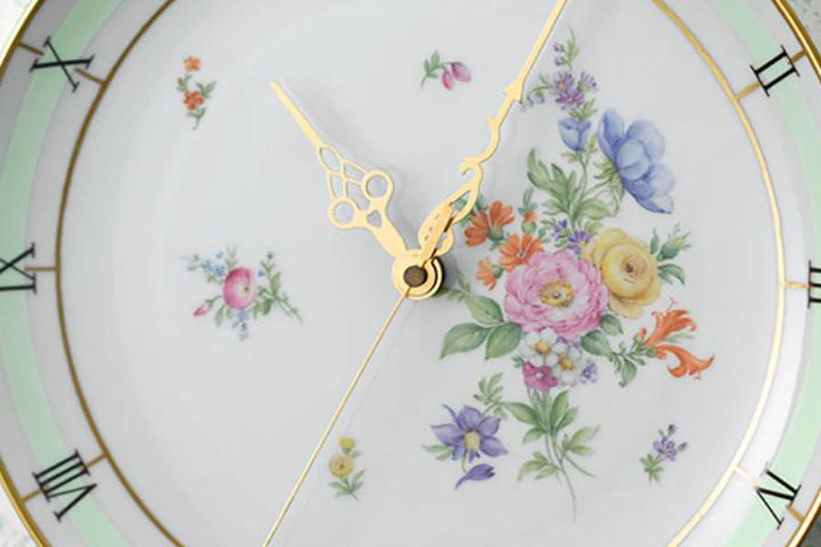 贈り物にぴったりな＜ポーセラーツ＆キルンアート＞の時計