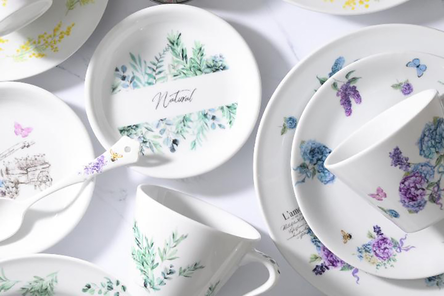 暮らしを楽しむ器をつくろう＜EZ PORCELAING＞