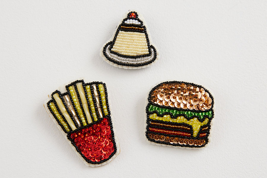 美味しそうなブローチのビーズ刺しゅうキット