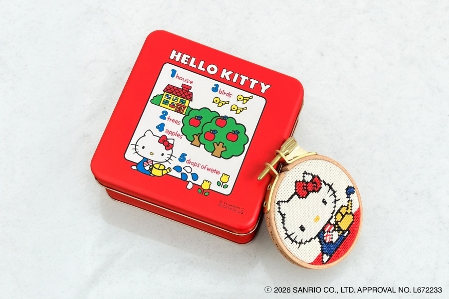 サンリオキャラクターズ ハローキティーのクロスステッチ缶が新発売 オリジナルの刺しゅう枠付き